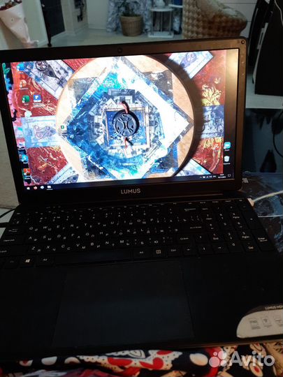 Ноутбук lumus