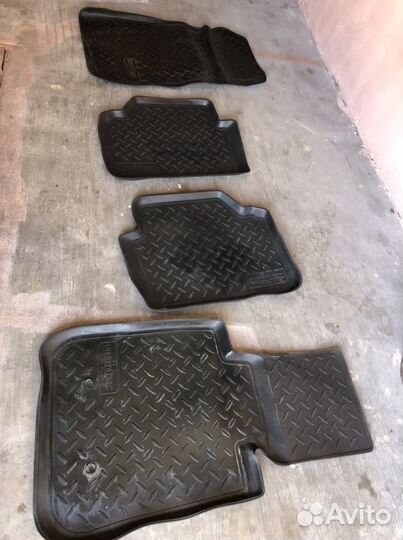 Коврики резиновые на bmv f30