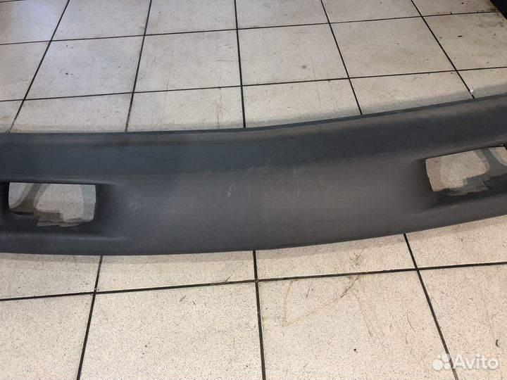 Губа переднего бампера Chevrolet Tahoe 840