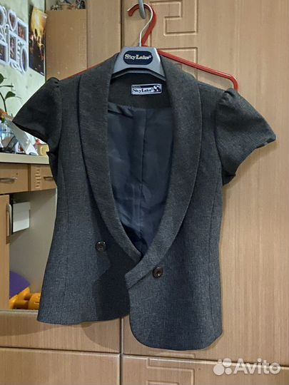 Жилетка для девочки школьная форма skylake