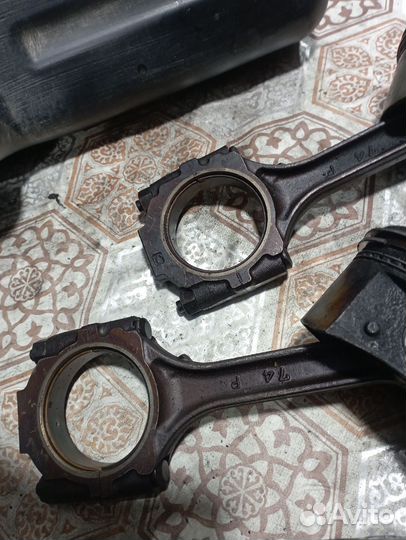 Продам поршень с шатуном 6g74gdi