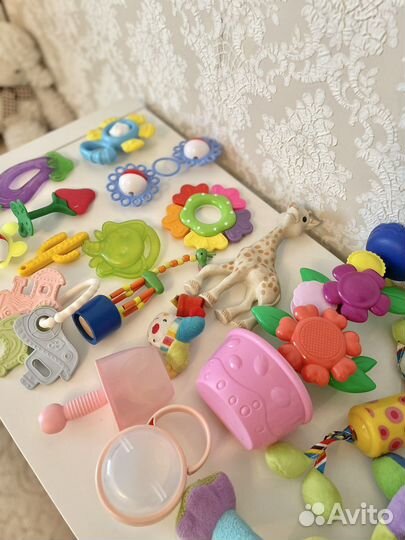 Игрушки пакетом погремушки прорезыватель