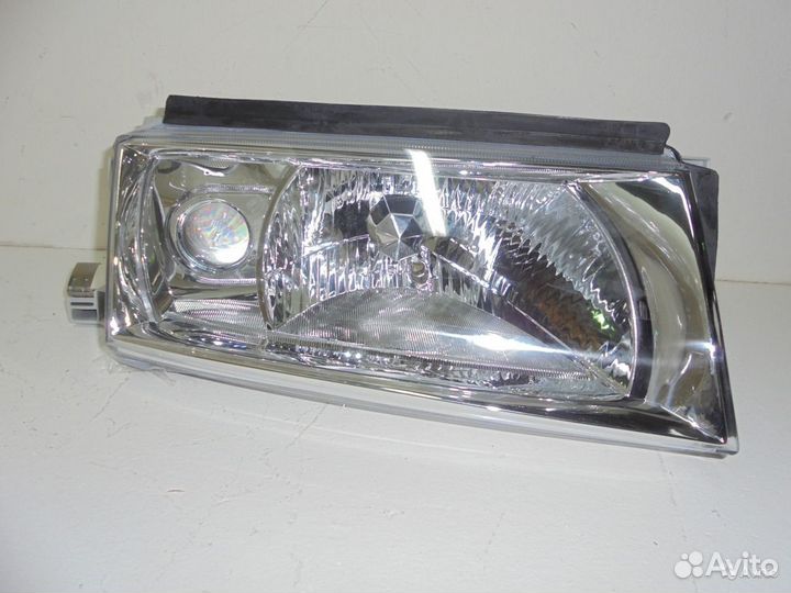 Фара левая правая Skoda octavia tour