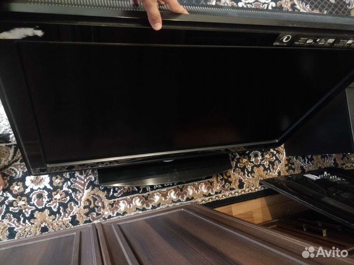 Телевизор 42pfl7862d/10 на запчасти