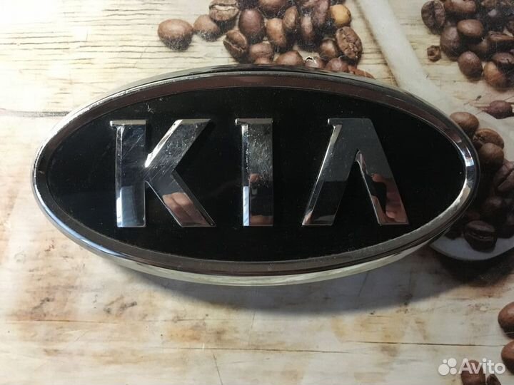 Значок, шильдик, эмблема Kia Sportage 3