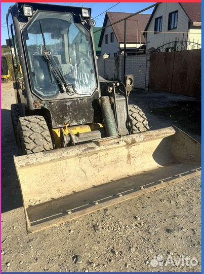 Лобовое стекло на Volvo MC135C