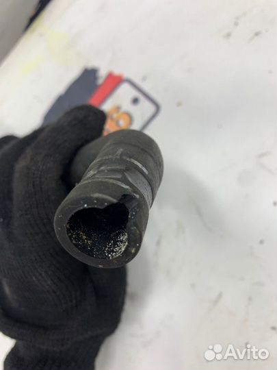 Патрубок системы охлаждения Bmw 5-Series E60