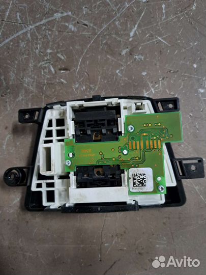 Кнопка Люка BMW F01