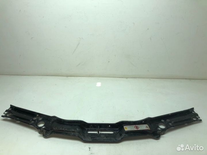 Панель передняя (телевизор) Audi A6 С4 1994-1997