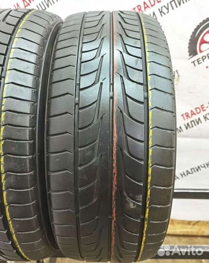 Firestone Firehawk Wide Oval 215/55 R17 94V