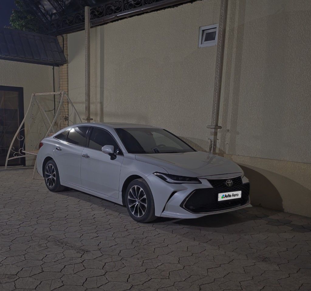 Toyota Avalon