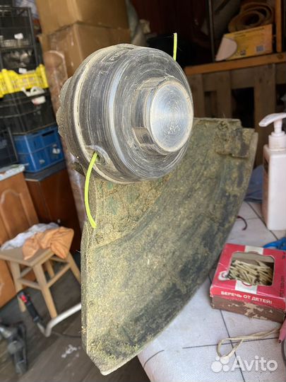 Бензикосилка