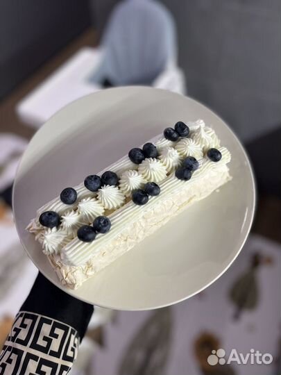 Торты, капкейки, меренговые рулеты на заказ