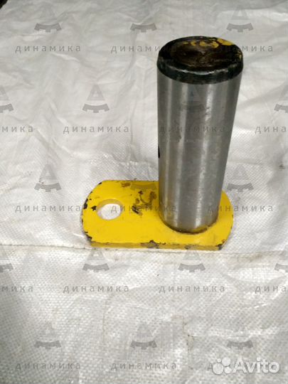 Палец гидроцилиндра подъема 63х180 CLG835/842