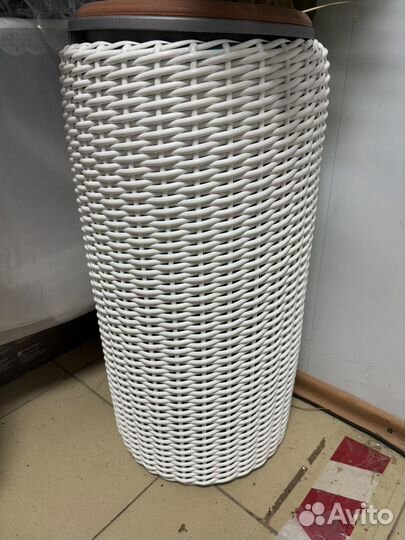 Кашпо из полиротанга