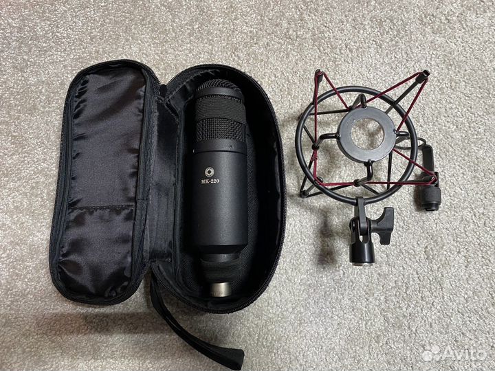 Микрофон конденсаторный Октава мк-220 + держатель