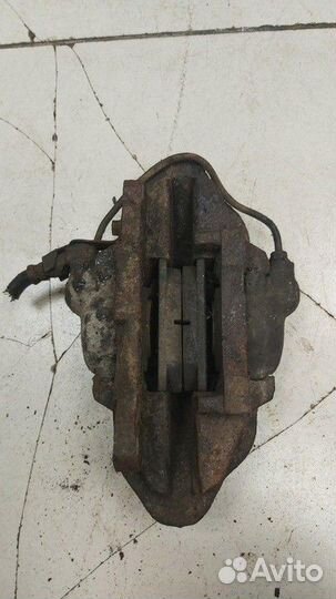 Суппорт левый