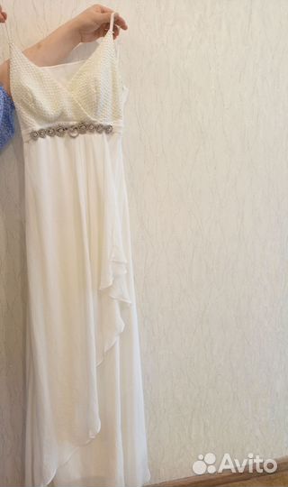 Нарядное платье