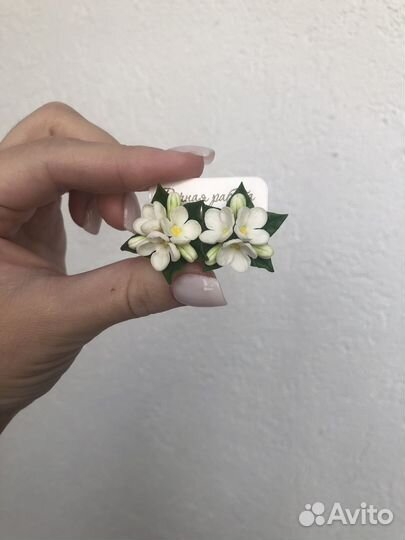 Серьги с цветами сирени гвоздики