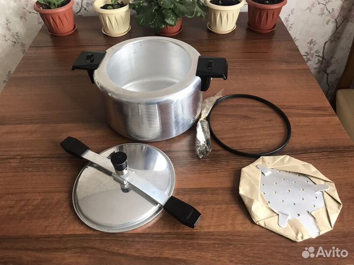 Скороварка СССР новая