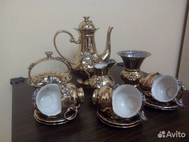 Золотой чайный сервиз
