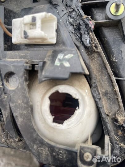 Фонарь заднего хода Nissan Almera n16