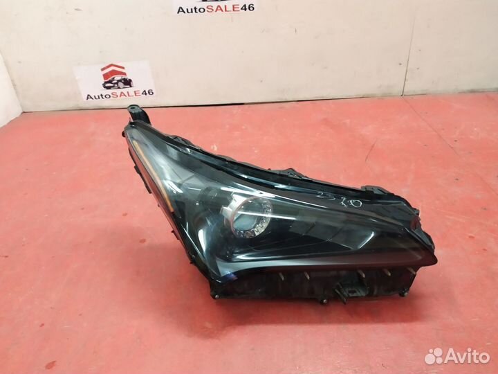 Фара правая Lexus NX