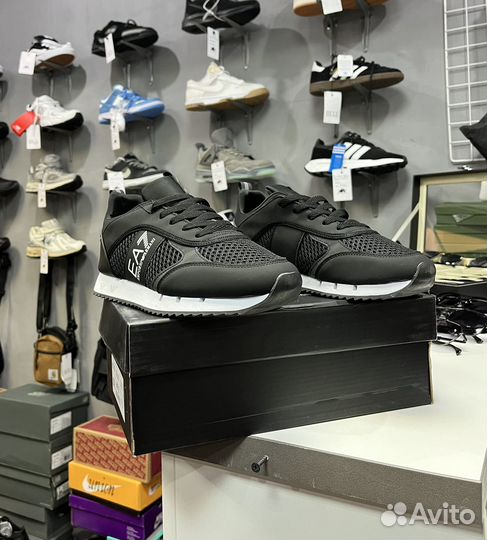 Кроссовки мужские Armani 41-45 отличные
