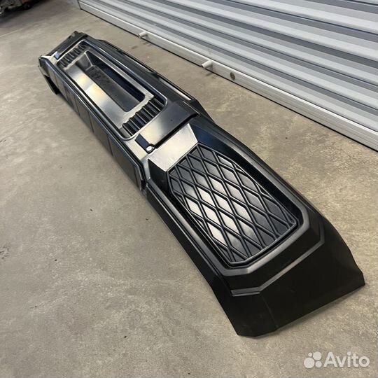 Бампер перед 