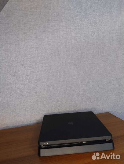 Sony PlayStation 4 Slim 1000гб