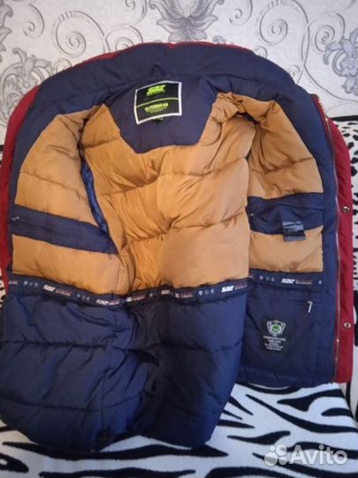 Очень тёплая и практичная зимняя куртка