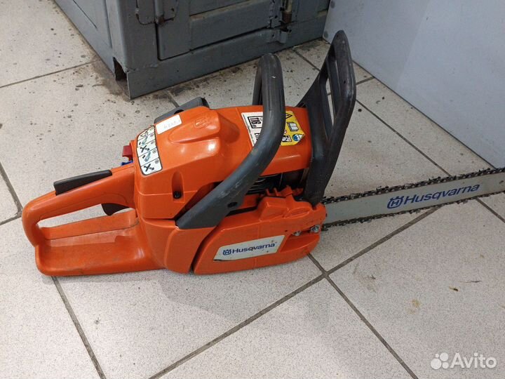 Бензопила Husqwarna 236 (7424)