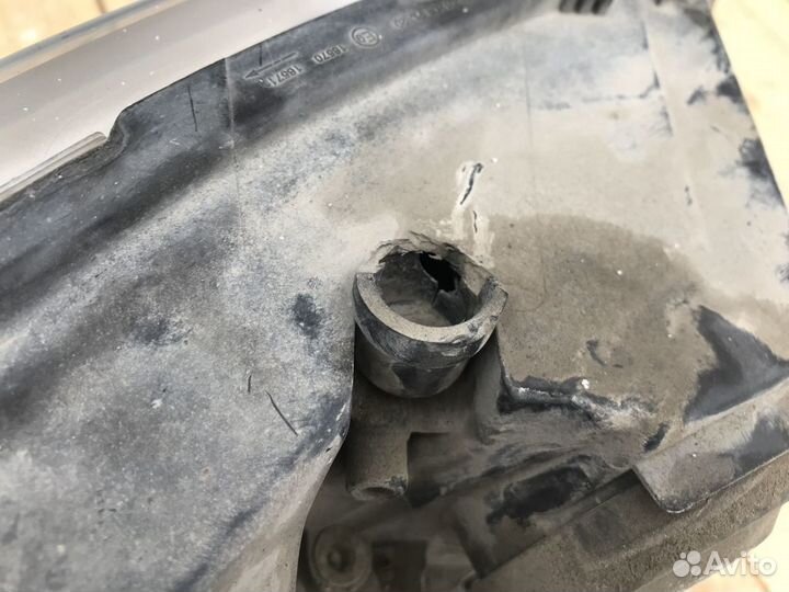 Skoda Rapid 17- Фара L с дхо (LED)