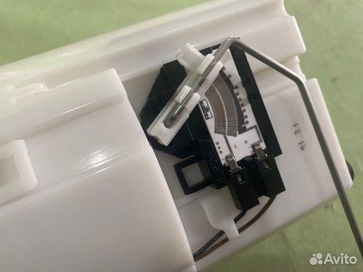 Насос топливный электрический (Бензонасос) Kia