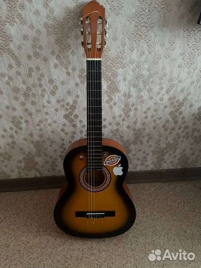 Классическая гитара бу