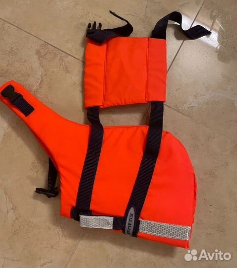 Спасательный жилет для небольшой собаки (размер М)