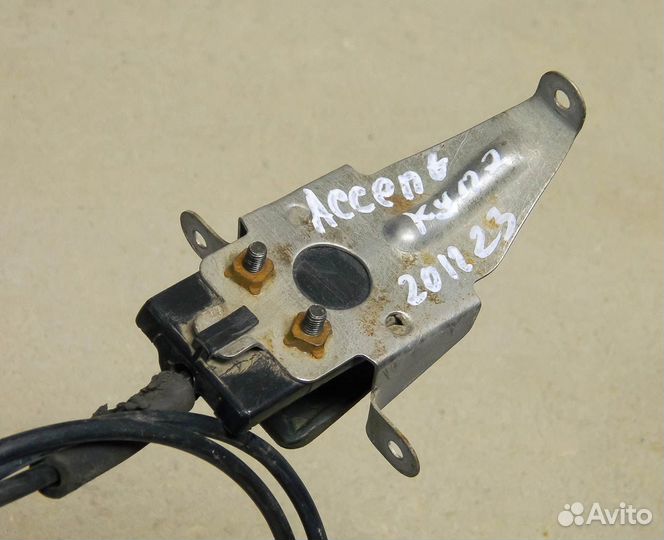 Трос капота Hyundai Accent I (X3) 1996г
