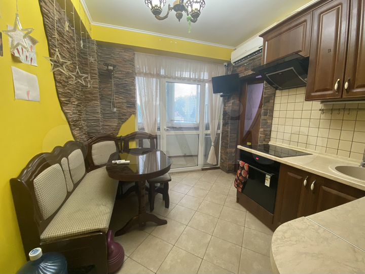 2-к. квартира, 42 м², 4/9 эт.