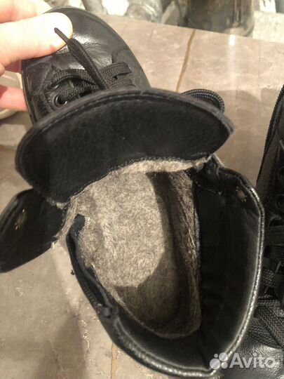 Ботинки из натуральной кожи 35 размер