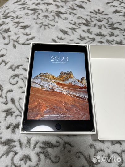 iPad mini 4 128gb LTE