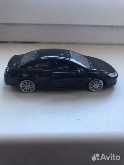 Модель Peugeot 407 coupe Welly