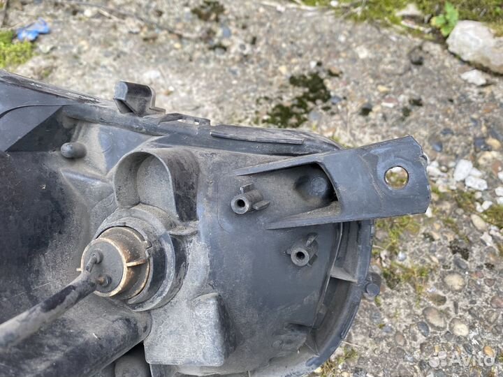 Фара передняя правая,левая Mitsubishi Lancer 10