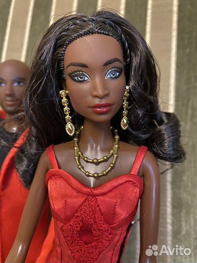 Куклы барби и кен в красном коллекционые