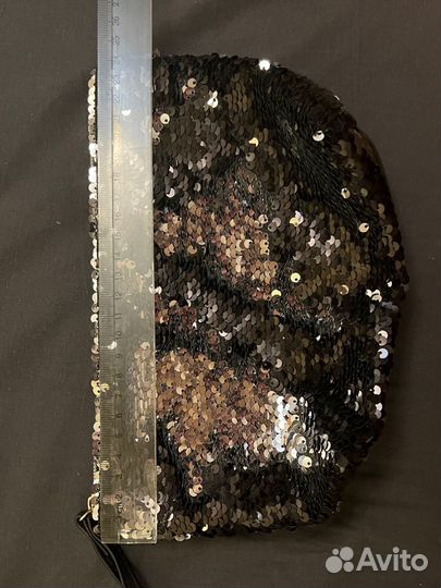 Косметичка с пайетками