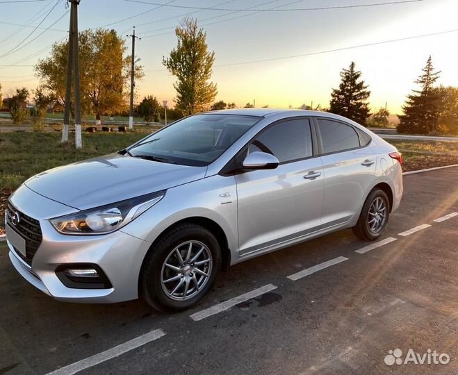 Hyundai Solaris 1.6 AT, 2019, 30 000 км