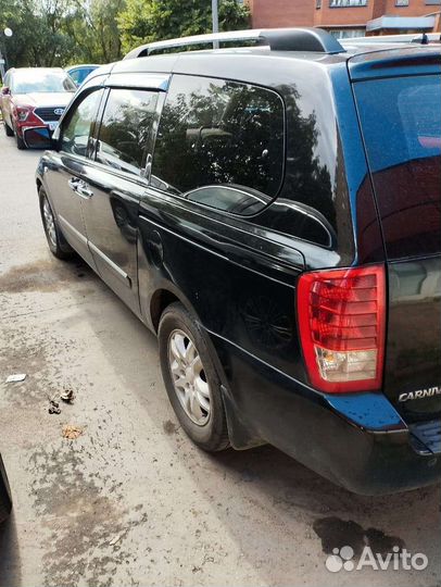 Kia Carnival, 2009