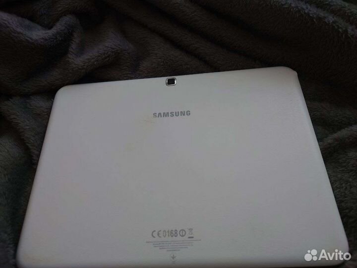 Планшет Samsung Galaxy Tab 4