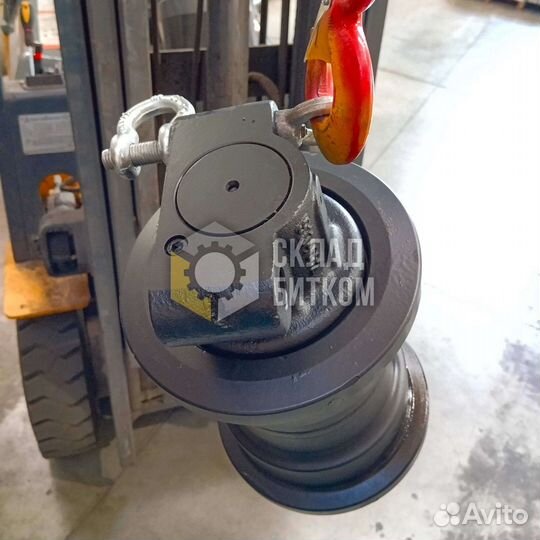 Каток опорный Liebherr R962LC