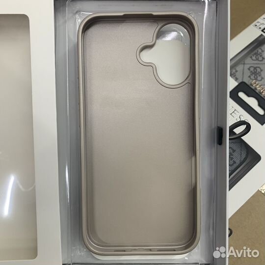 Чехол на iPhone Guess Box в ассортименте