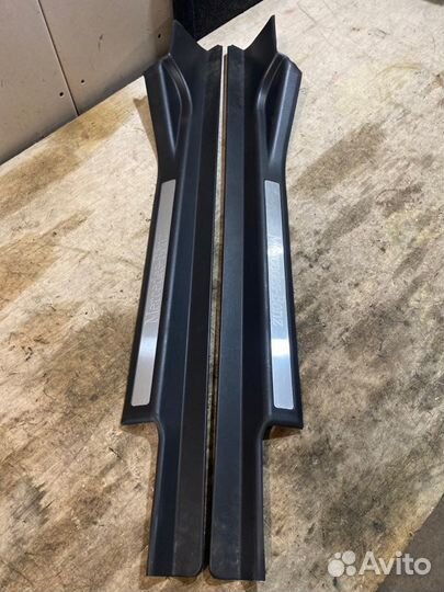 Накладка на порог салона Mercedes-Benz C-Class